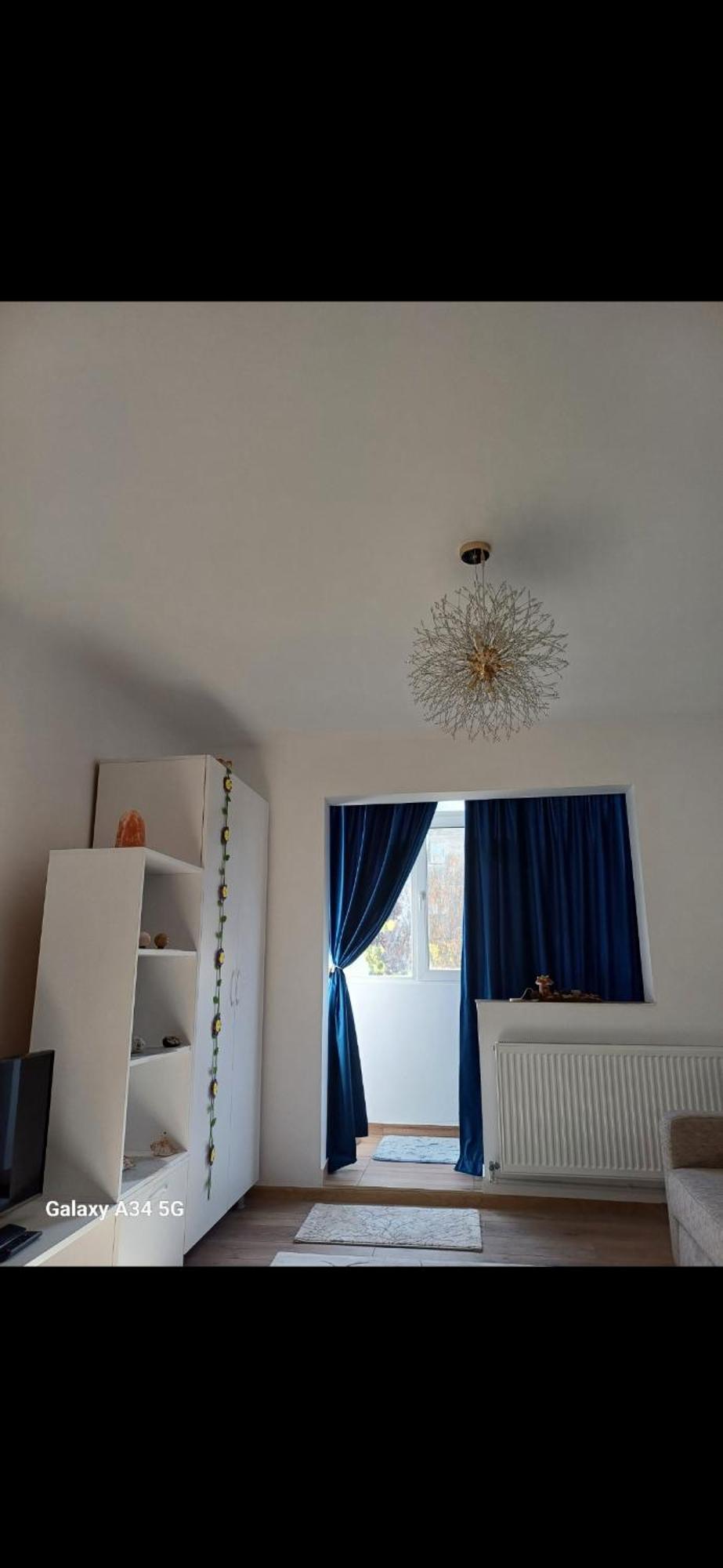 Garsoniera Luminoasa Apartman Craiova Kültér fotó